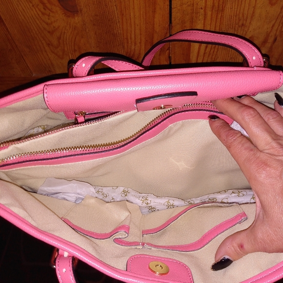 Guess large pink bag - Picture 4 of 4